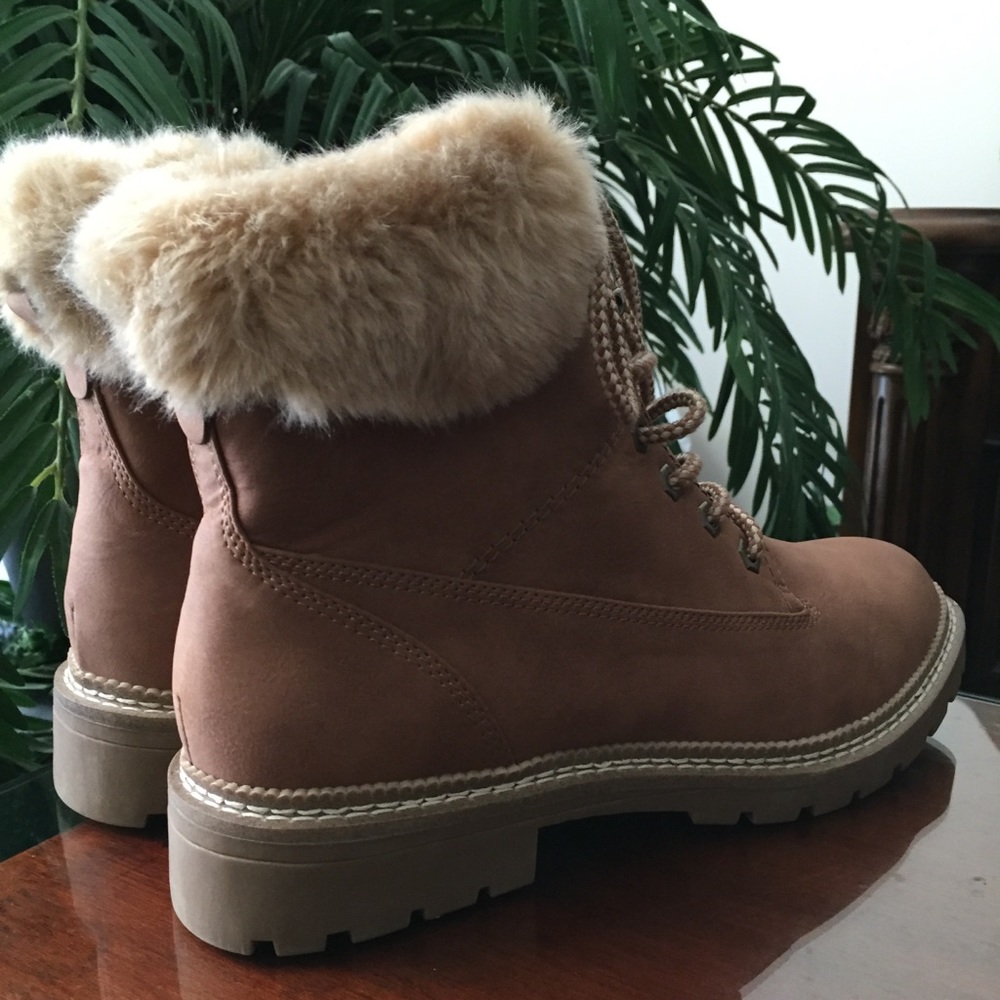 Comfort Faux Fur Upper Tan Boots Size 11 - Picture 6 of 12